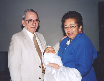 Alberto and grandma and grandpa