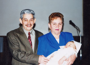 Alberto and grandma and grandpa